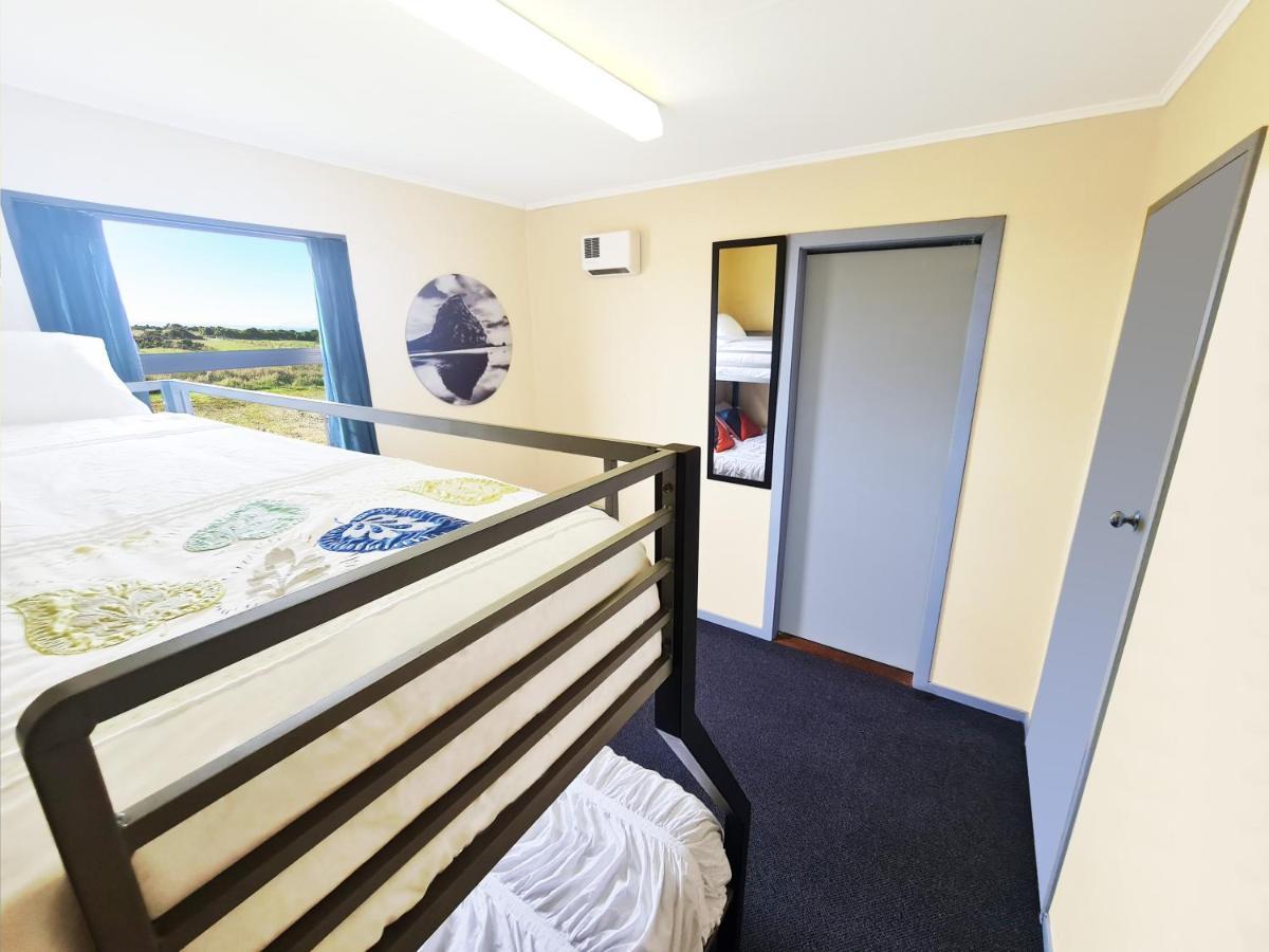 Rarakau Lodge Tuatapere Екстериор снимка