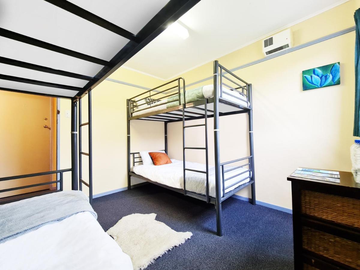 Rarakau Lodge Tuatapere Екстериор снимка